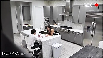 Ava Addams Begs For Stepsons Cock On Valentines Day