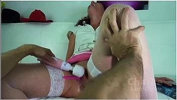 Elle Se Fait Branler En Lisant Du Lovecraft