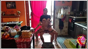 Lady Muffin And Tommy A Canaglia In After Shopping, He Puts Her On Sheep