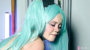 Rebecca Nikson - Flawless Rebeccas Rubbing Dirt