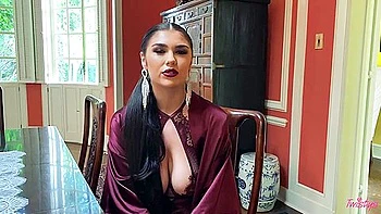 Aria Taylors Captivating Gaze In A Solo Feast