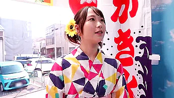 250530花火大会へ向かう女性をナンパd2