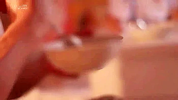 240828自宅でセクセクするエロ美女c2