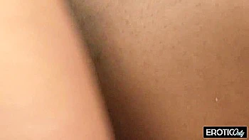 Er Nimmt Sie Von Hinten Bis Sie Schreit