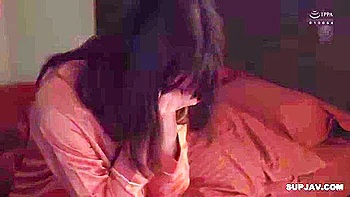 (rm) Married Secretary, Sweat And Kiss Filled Creampie Sex In The Presidents Office Yuuka Niizuma