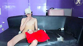 She Cums While He Fucks Her Deep