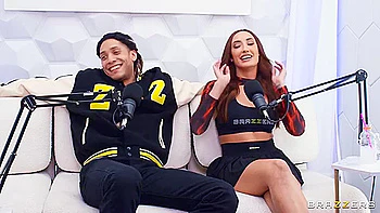 / - Chloe Amour, Luna Star, Derek Savage The Podcast