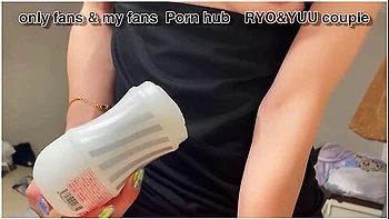 可愛い彼女のまんこと交互に入れ比へるの最高にエロいから無茶苦茶射精した 素人/カッフル/スタイル抜群/ハイハン/tenga/２穴/フェラチオ/スマホ撮影/美少女/膣内射精/乳首舐め/無許可/英語字幕