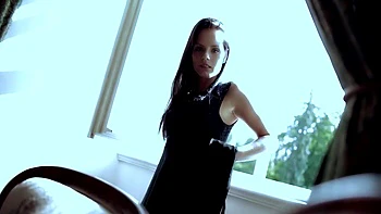 Kari Likes To Be Slow And Deliberate When She Plays With Her Pussy