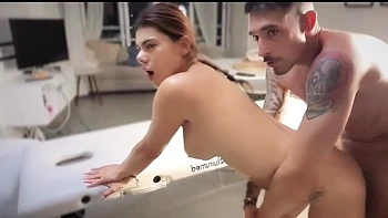 A Masseur Enjoys A Situation Until It Explodes