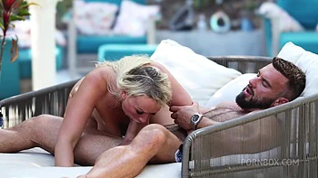 Drilling The Pussy Of Hot Milf Momma Bombshell