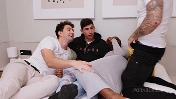 Innocent Ebony Wants To Fulfill Her Fantasy Of Being The Star Of A Wild Gangbang