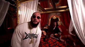 Cindy Lopes in a hot threesome! - Jacquie et Michel TV