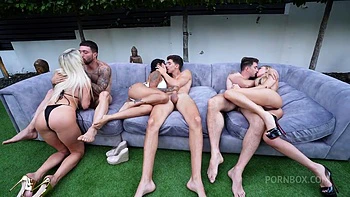Summer Orgy All With All The Bud Family With 3 Awesome Sluts