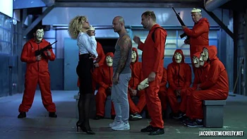 Francesca and Anita, a real connection! - Jacquie et Michel TV