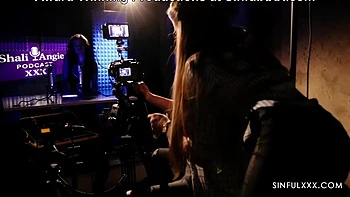 Olivia Nicole, Olivia Sparkle And Stanley Johnson - Nicole, Olivia And Stanley Having Fun After Work For