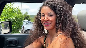 A sensually negotiated work stoppage - Jacquie et Michel TV