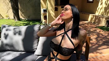 Coco, a doctor with new... and very naughty techniques! - Jacquie et Michel TV