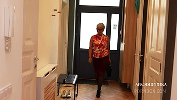 Sniffing Licking Squirting Farting Stepmom And Her Step Daughter