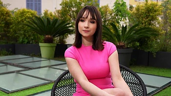 Eva Loviña, 34 years old, from Nanterre! - Jacquie et Michel TV