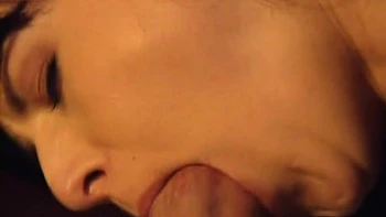 Veronica Sinclair Gives Her Boss a Blowjob While in a Speeding Limo - Private Porn Sex Videos