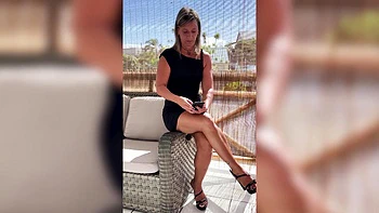 Samantha, 35, and the biker... - Jacquie et Michel TV