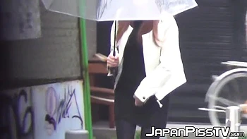 Random Japanese Women Lift Their Skirts To Pee In Restrooms