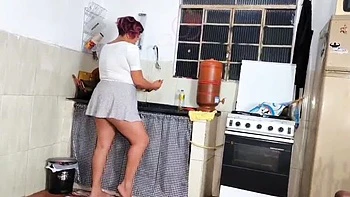 Amateur Latina MILF Fucks Friend Doggy Style in Kitchen While Washing Dishes
