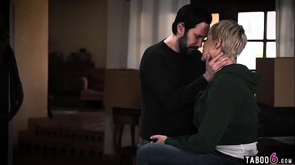 Street girl Victoria Voxxx finds a used condom in the trash of a husband