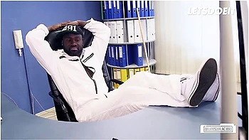 Kinky Milf Manu Magnum Has Her Secretary Twat Ravaged By Bbc Janitor