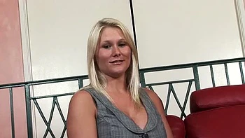 Blonde MILF Juliana Jolene Gets Fucked Hard By Young Boy Mark Zane