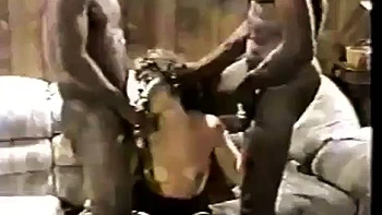 Linda Likes To Be Whored-Out While Hubby Records: Blowjob, Missonary  Amateur Porn