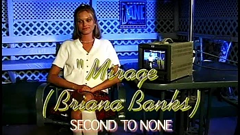 Hot blonde showing her capabilities