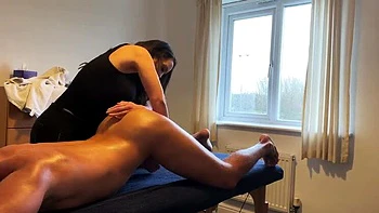 Oily MILF Handjob After Gym - Hot Fitness Massage Happy Ending
