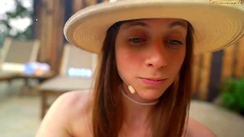 Poolside orgasm: Amateur, Xnxx  Cam Porn