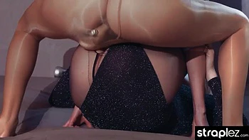 Sweet submissive enjoys her domme s squirting strapless dick by Straplez: Porn