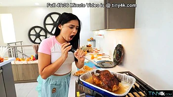 Tiny Slut Gets Her Pussy Basted At The Dinner Table - Ophelia Purr by TINY4K: Porn