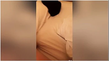 Inserting From Behind Into A Female College Student Sex Friend - Her Cute Moans Are A Must-see