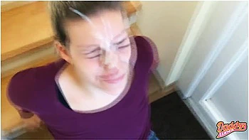 Daddys Luder - Cumwalk In The Neighborhood