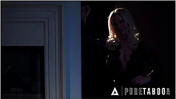 Small Town Girl Lulu Chu Gets Horny While Hearing Roommate Raw & Dirty With Slimthick Vic