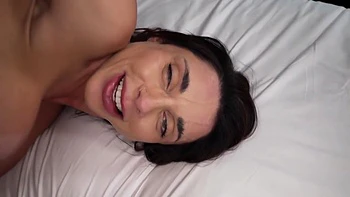 Luiza Marcato And Jesus Reyes - Brasilena Cachonda Recibe Buena Tanda De Polla Negra Por El Culo. Bbc Anal A