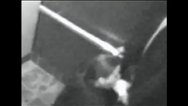 Quarentona portuguesa Susana faz broche ao patrï¿½o no elevador