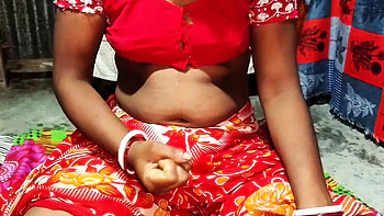 Desi Bhabhi Big Ass Fingering Sex with Oiled Pussy Orgasm