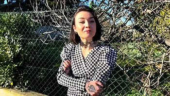 Luna, her big breasts are a deadly weapon! - Jacquie et Michel TV