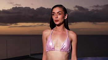 It's Davina's big day! - Jacquie et Michel TV