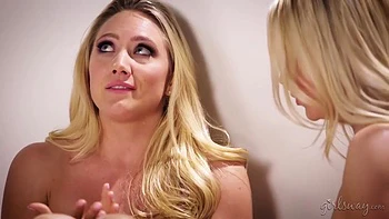 Aj Applegate , Ashley Fires , Stella Cox