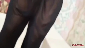 Desi Girlfriend Dances Like A Whore In Her Bedroom