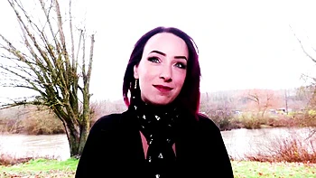 Getting to the heart of the matter with Clochette! - Jacquie et Michel TV