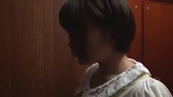 00535,A good woman is in full sex appeal!