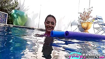 Skinny Dippin With Bratyy Stepsister - Jc Wilds